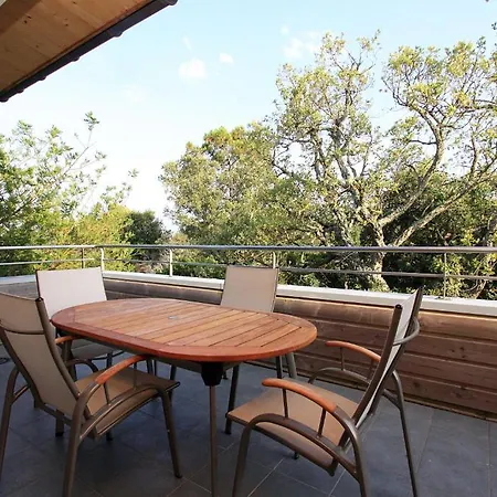Ξενοδοχείο με διαμερίσματα Cala Sultana 4*