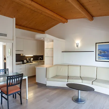 Hotel apartamentowy Cala Sultana Porto-Vecchio (Corsica)