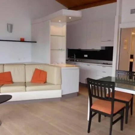 Hotel apartamentowy Cala Sultana Porto-Vecchio (Corsica)